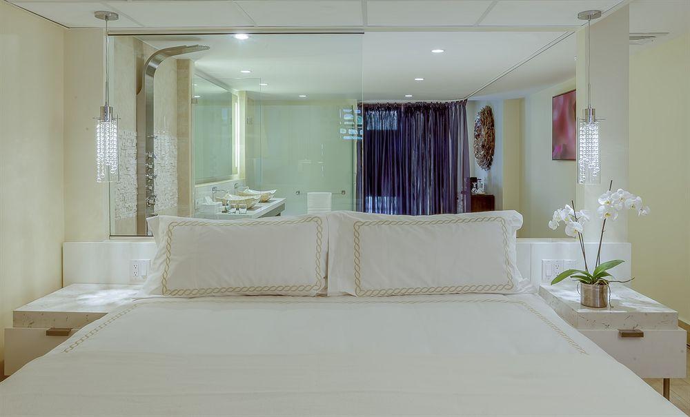 Floris Suite Hotel - Spa & Beach Club - Adults Only Piscadera Bay Extérieur photo