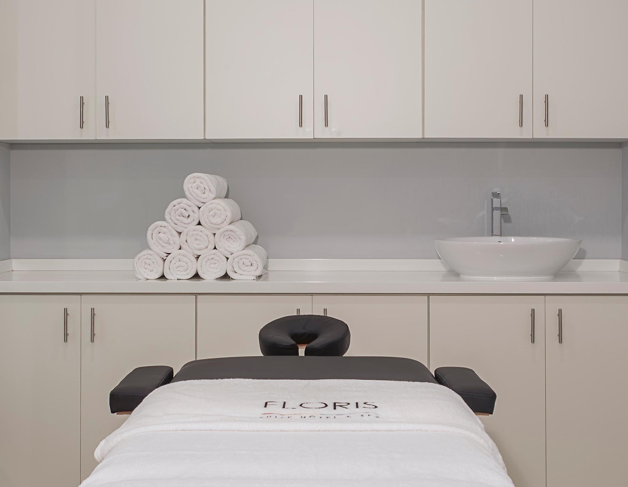 Floris Suite Hotel - Spa & Beach Club - Adults Only Piscadera Bay Extérieur photo
