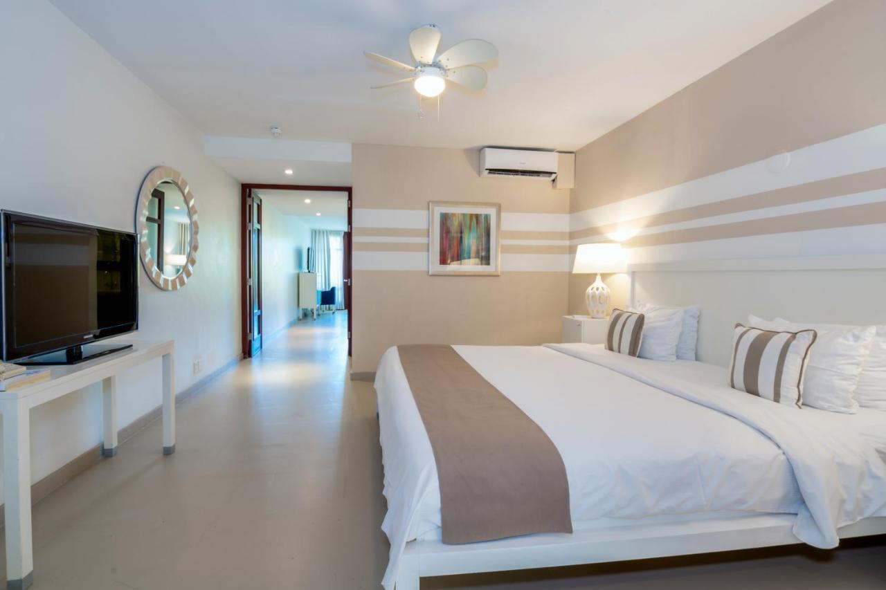 Floris Suite Hotel - Spa & Beach Club - Adults Only Piscadera Bay Extérieur photo