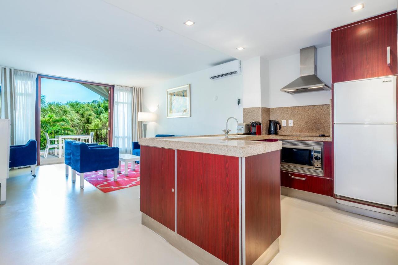 Floris Suite Hotel - Spa & Beach Club - Adults Only Piscadera Bay Extérieur photo