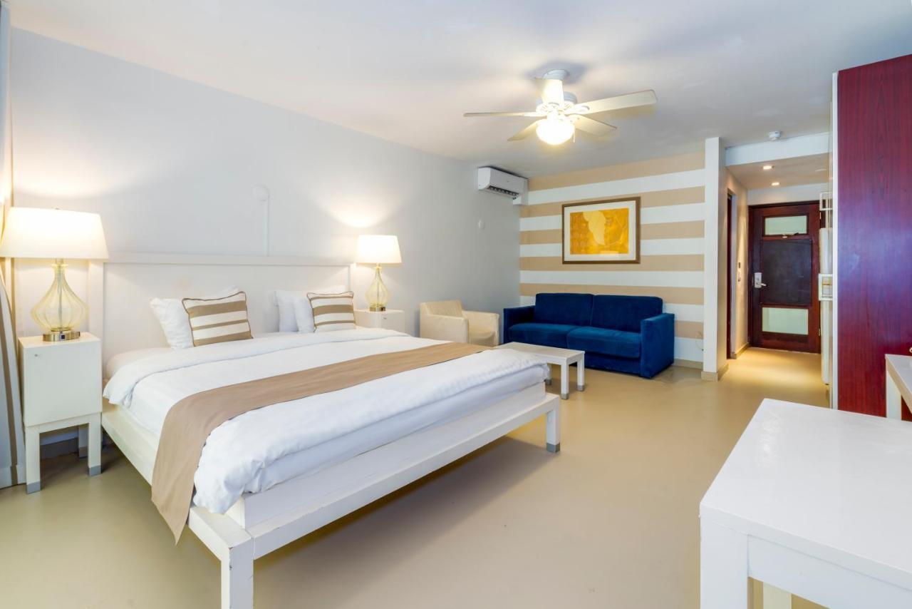 Floris Suite Hotel - Spa & Beach Club - Adults Only Piscadera Bay Extérieur photo